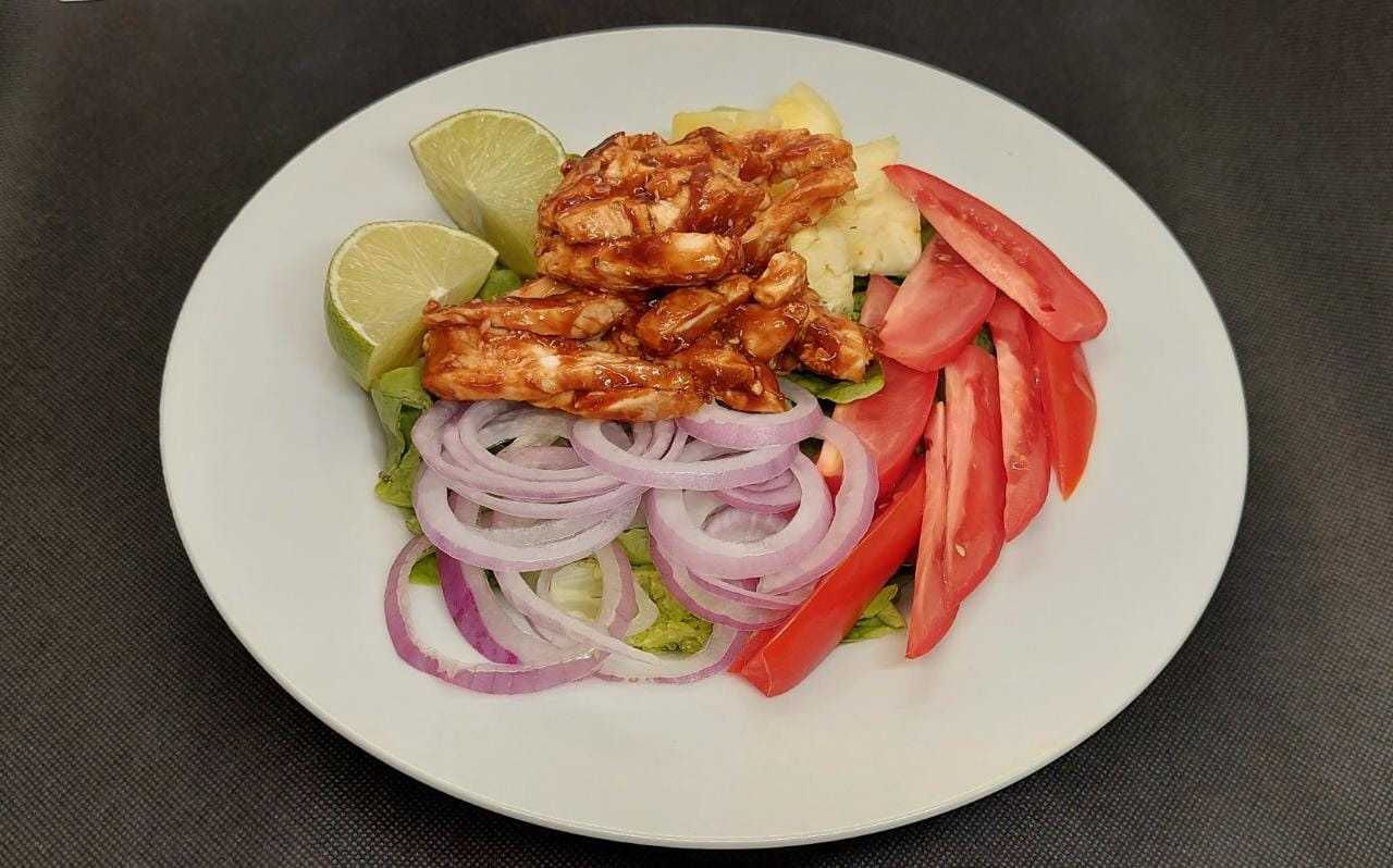 Ensalada Pollo BBQ