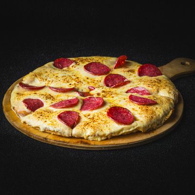 PIZZA SALAME MAESTRA