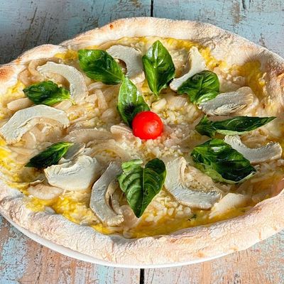 Pizza Caprichofa