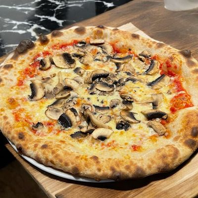 Pizza Champiñones.