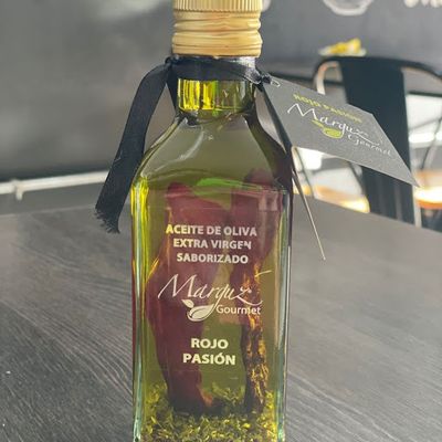 Aceite de oliva ají cacho cabra