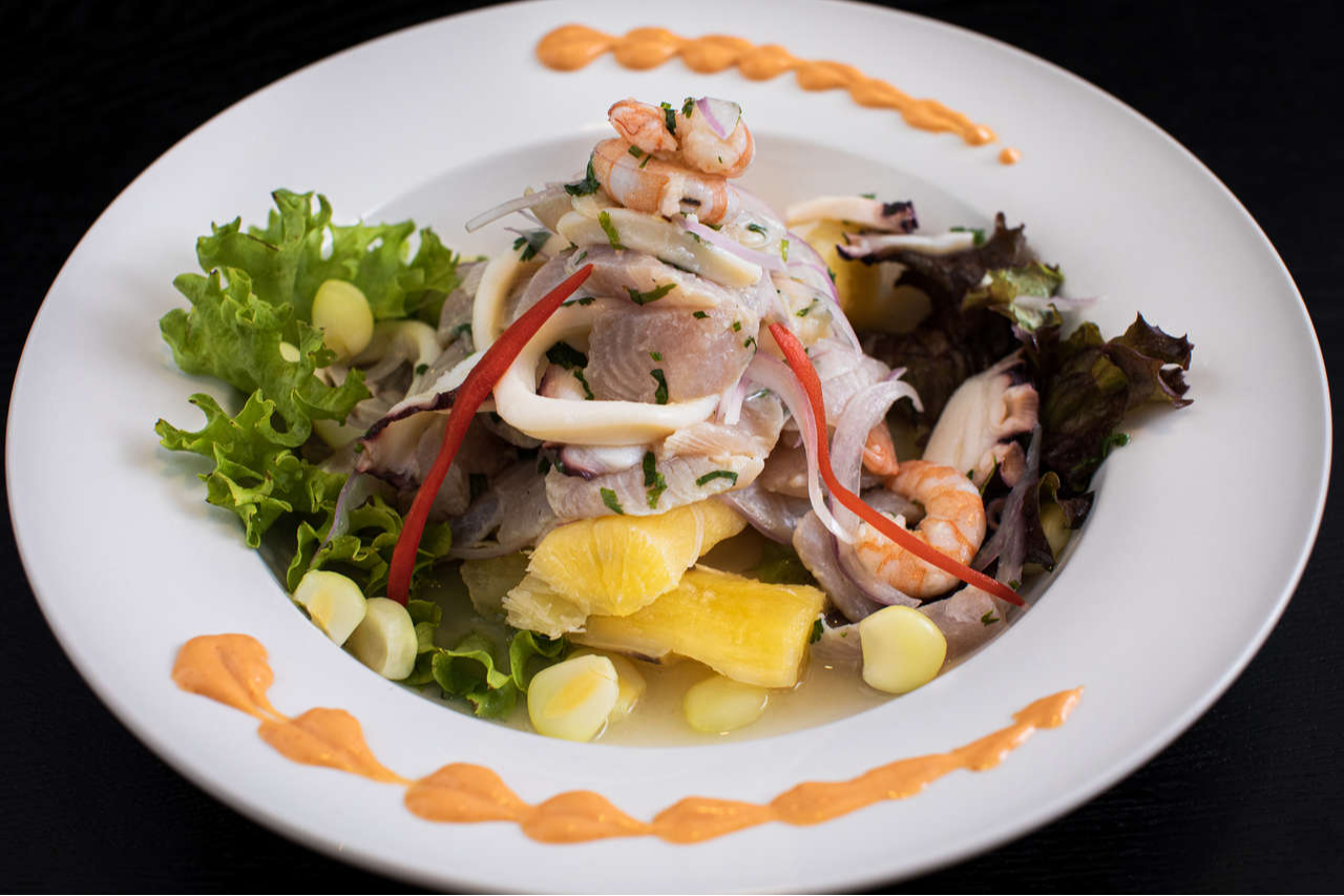 Ceviche Peruano Mixto