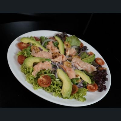 Ensalada Salmón y Camarón