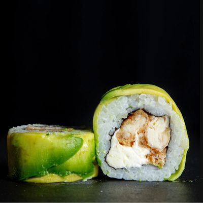 36.- Pollo Furai, Almendras, Queso Crema