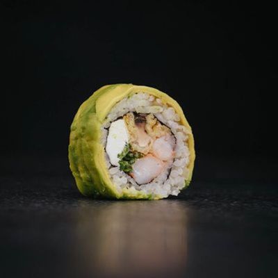 30. Camarón, Champiñón Furai, Queso Crema, Cebollín. 