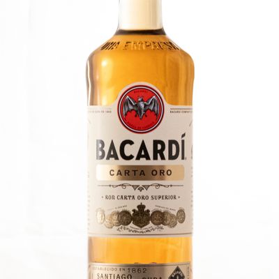 BACARDI 750CC DORADO