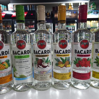 BACARDI 750CC SABORES