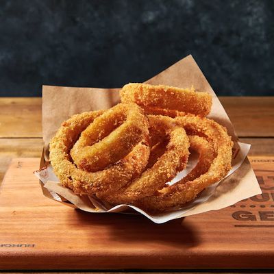 Porcion de aros de Cebolla en Panko