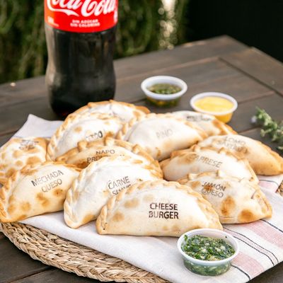 Pack 5 - 12 Empanadas + Bebida 1,5 lts