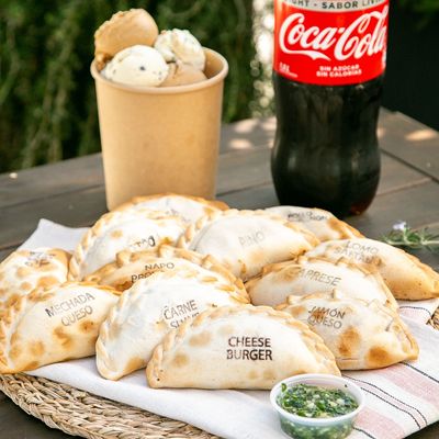 Pack 6 - 12 Empanadas + Bebida 1,5 lts + Helado x 1 lt