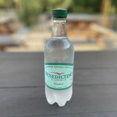Agua Benedictino con Gas 500 cc.