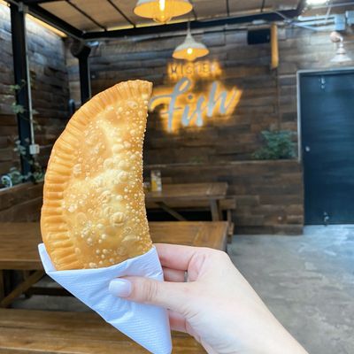 Empanada Camarón Queso