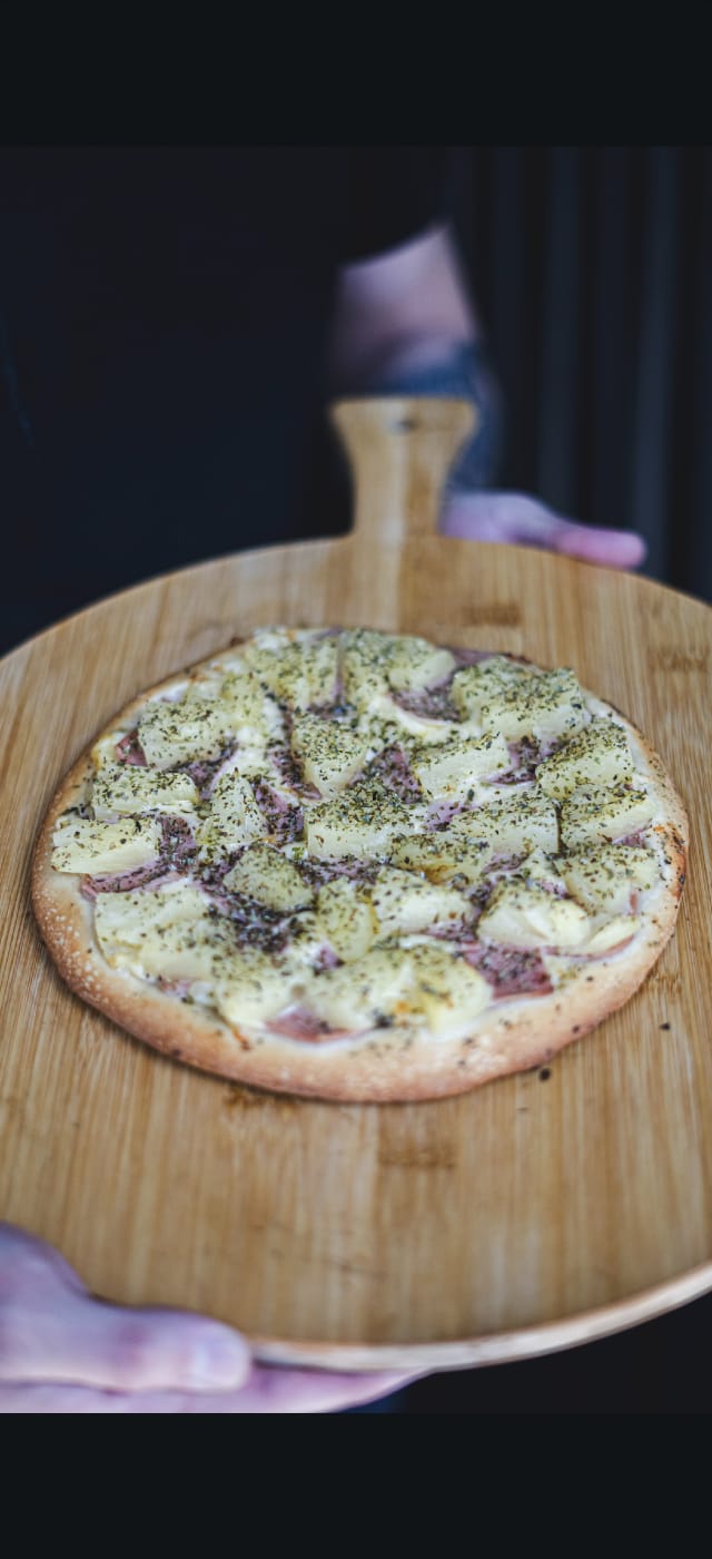 Pizza Hawaiana
