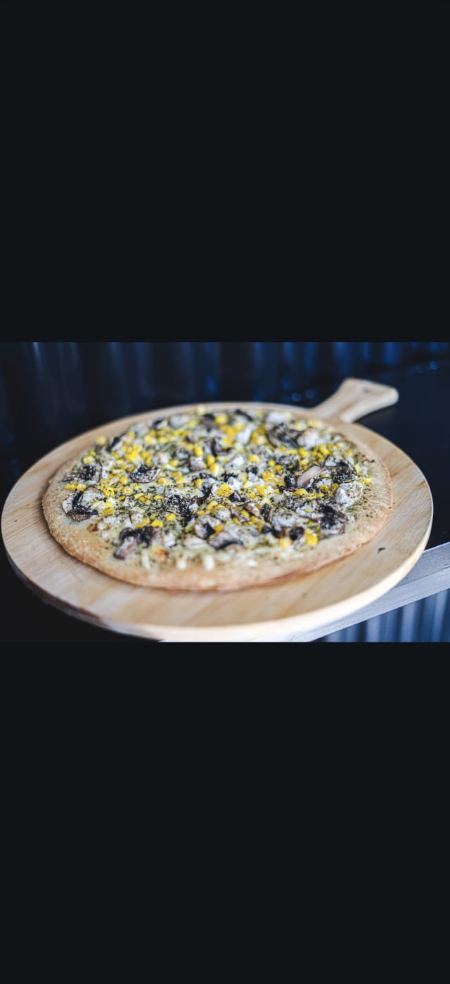 Pizza Suprema Blanca