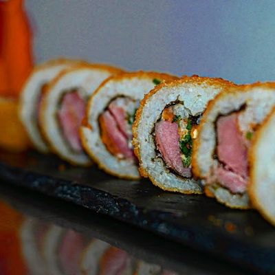 50. tuna roll
