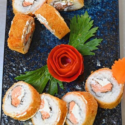 51. ebi tempura sake roll