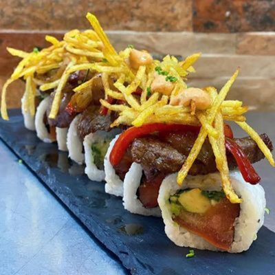 62. Saltado roll