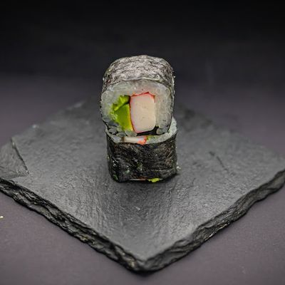 86. kani maki