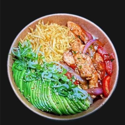 Gohan salteado de pollo