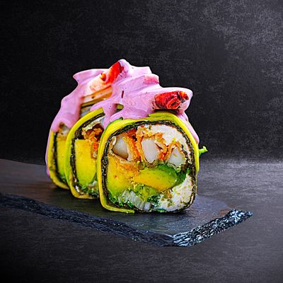 O. Oriental Tako Nikkei roll