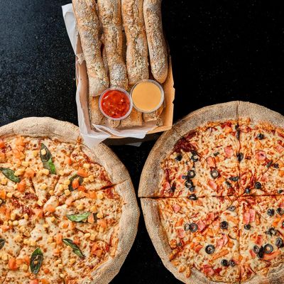 2 Pizzas + Side