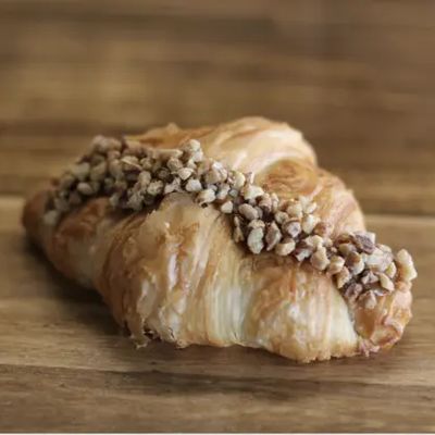 Croissant Manjar Nuez