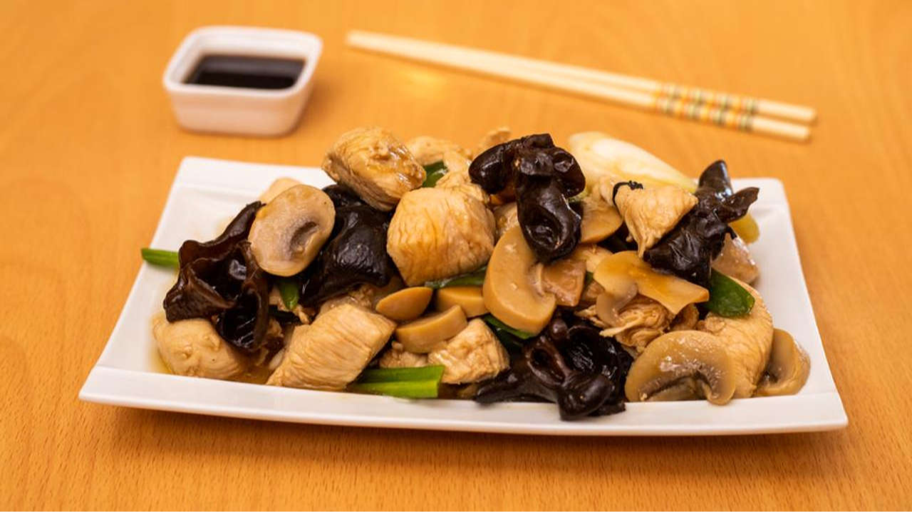 POLLO ZHONG SHAN