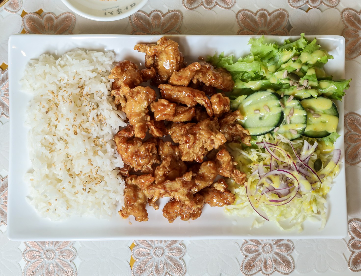 Dak Gang Jeong Dopbab 닦강정 덮밥