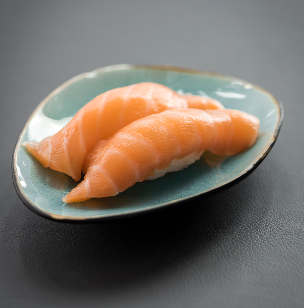 Nigiri de salmón