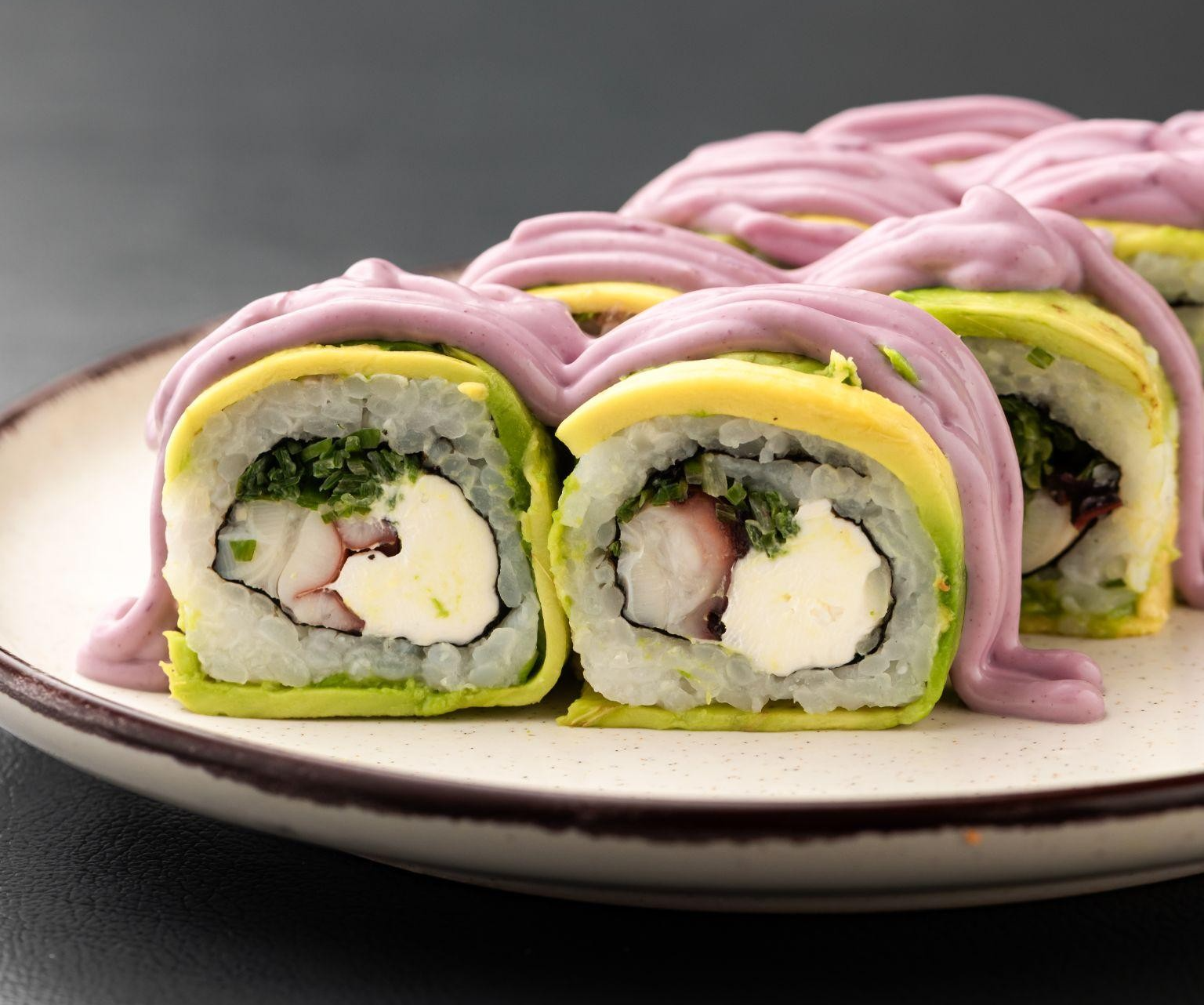 Pulpo Olivo Roll