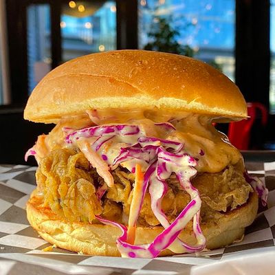 Lunes - El Favorito de Jolly