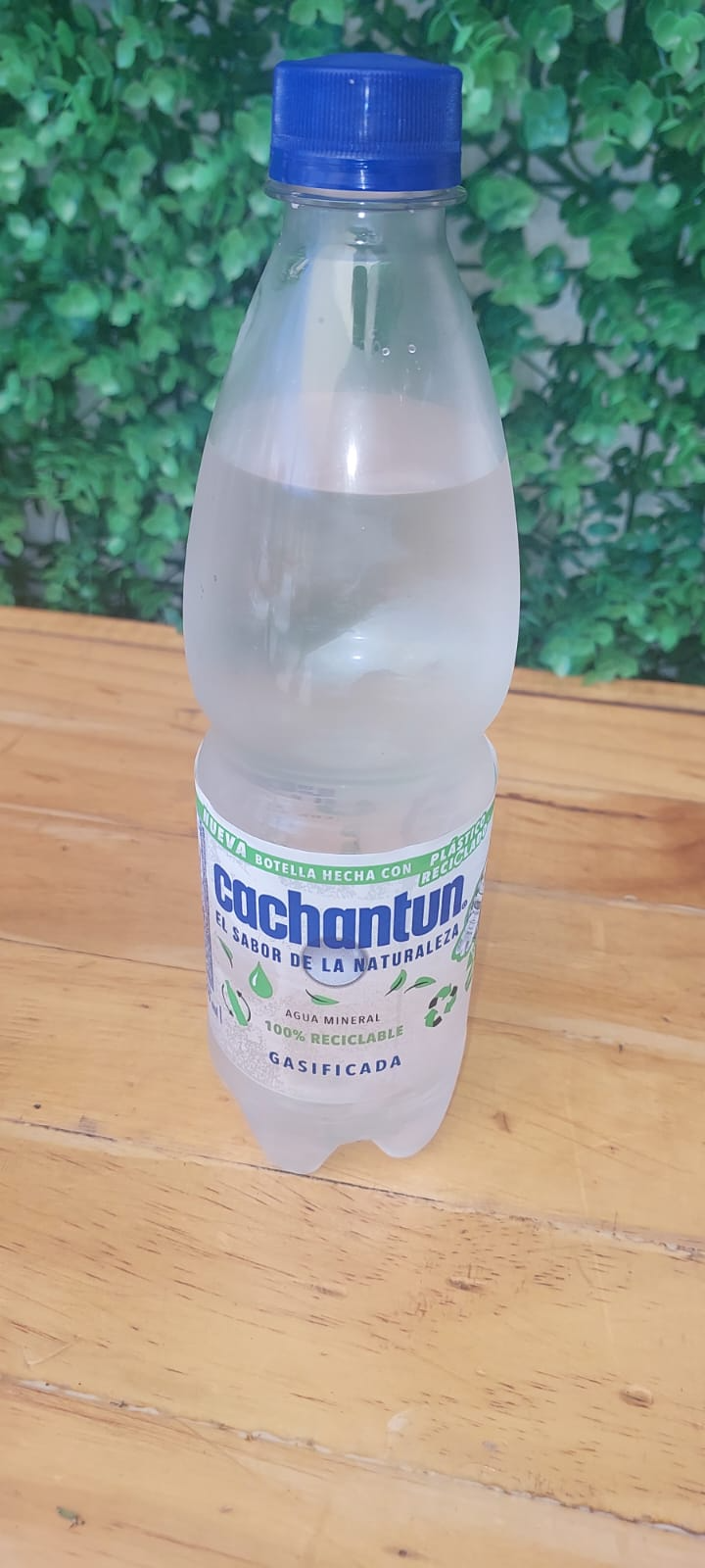 Agua Con Gas