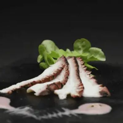 Sashimi Pulpo ( 9 cortes)