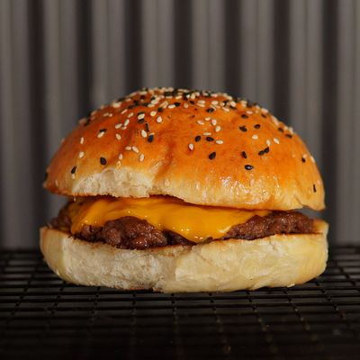 CHEESE BURGER