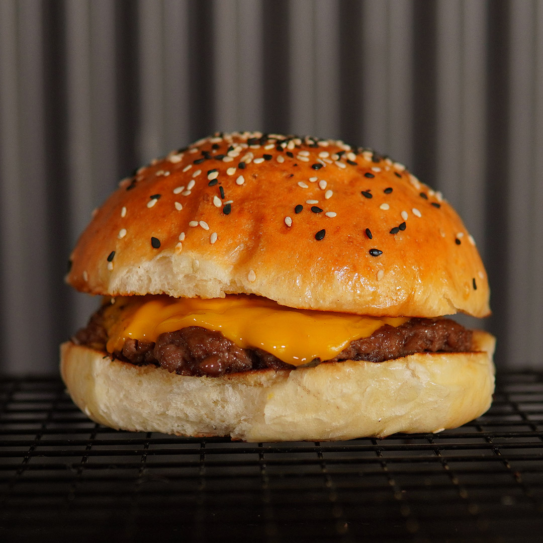 CHEESE BURGER