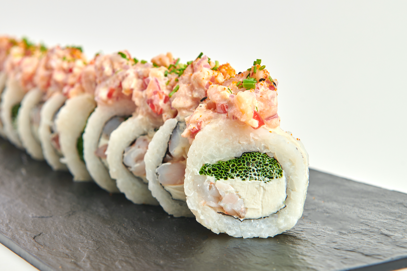  Acevichado Rolls (Sujeto a disponibilidad de ingredientes)