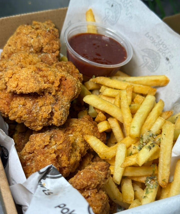Dino Alitas (Incluye papas fritas)