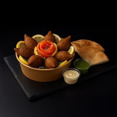 Kubbe Frito (6 unidades) + 2 Pan pitas + 2 salsas