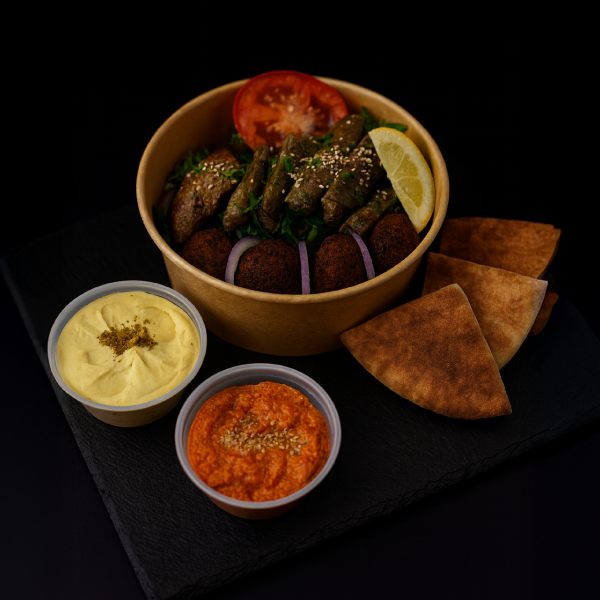 Plato Habibi + 2 pitas + 2 salsas + REGALO HELADO EL TALLER!!