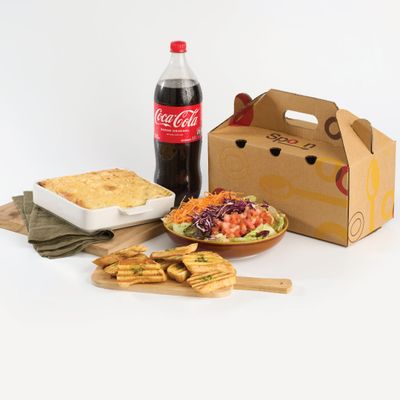 Lasagna de Pollo 4 porciones Paq Familiar + Coca-Cola 1.5 litros