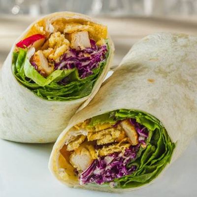 Wrap de Pollo Grill + Acompañamiento