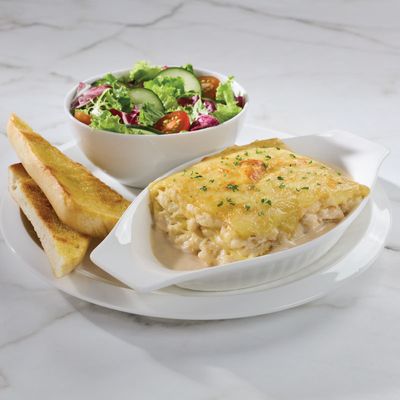 Lasagna Pollo + Tostadas + Acompañamiento