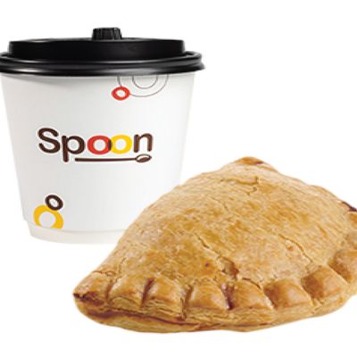 Cafe 8 onz/Cappuccino + Empanada pollo gde 