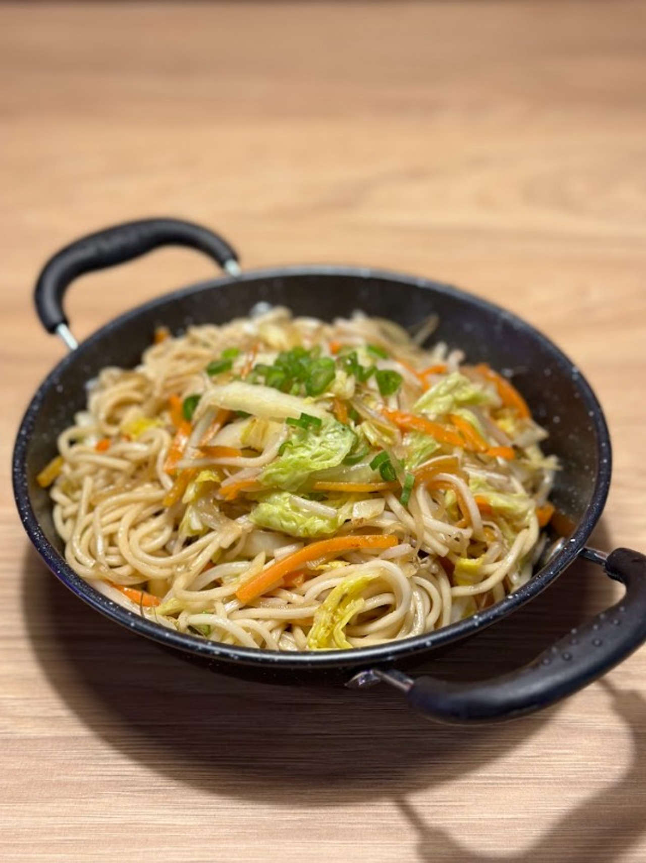 Chaomian con pollo 鸡肉炒面