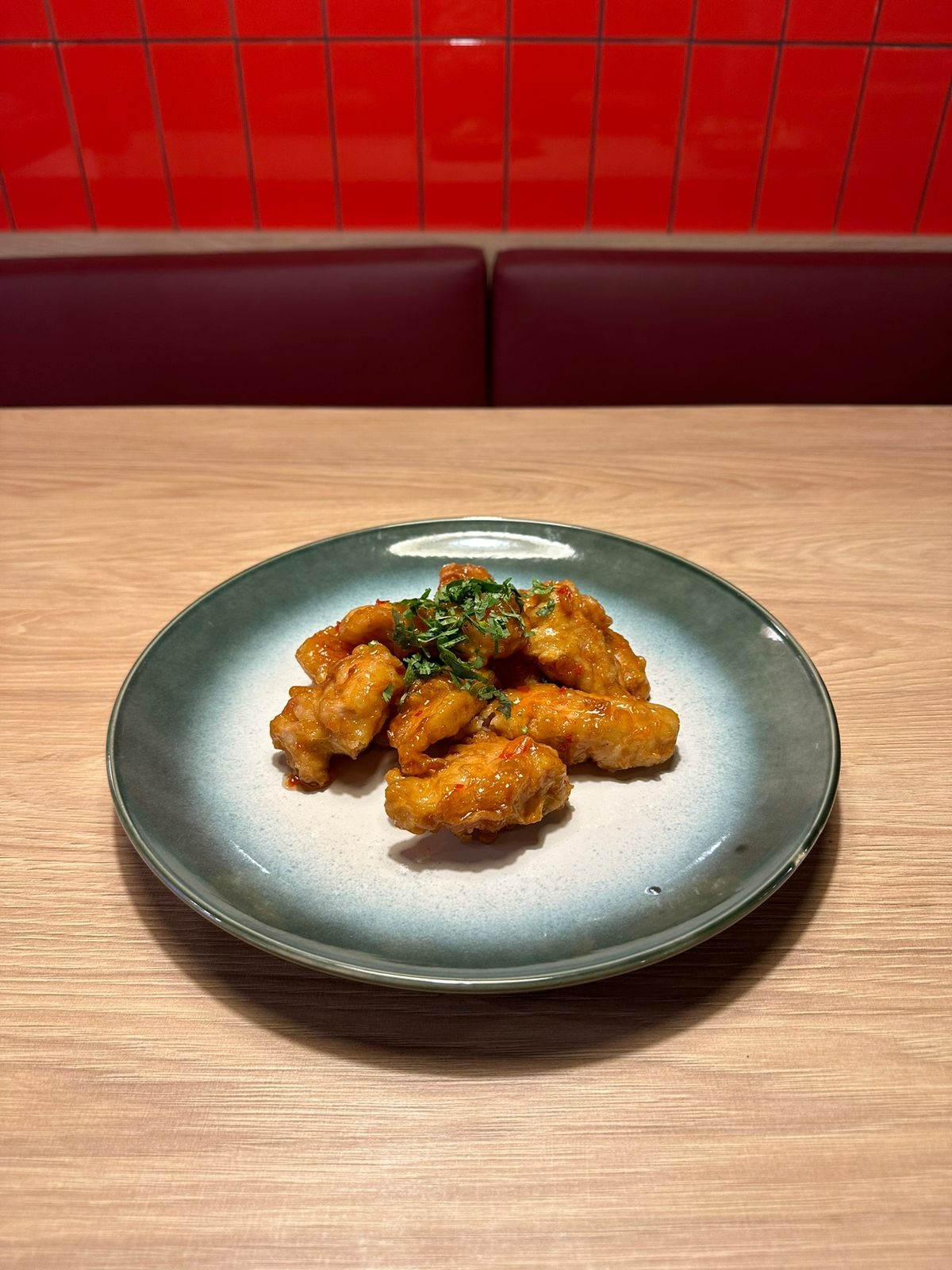 Pollito Sra Fang 炸鸡肉