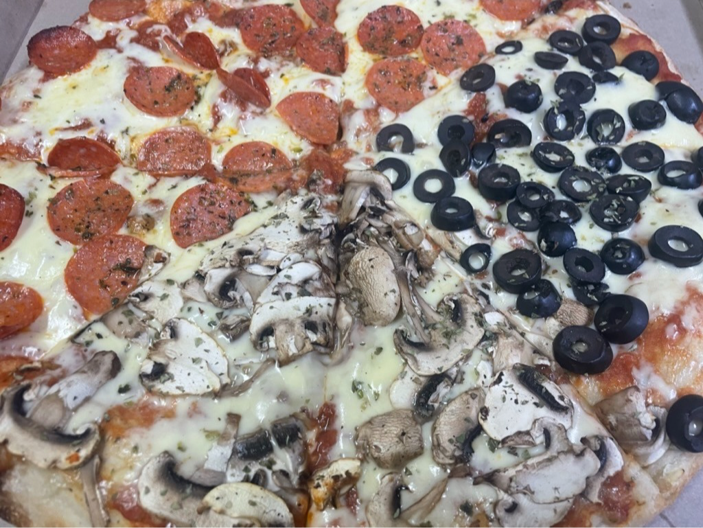 PIZZA 3 ESTACIONES
