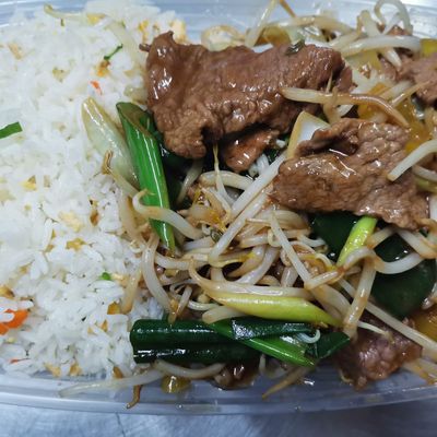 Colación-Diente de Dragón con Carne acompañamientos