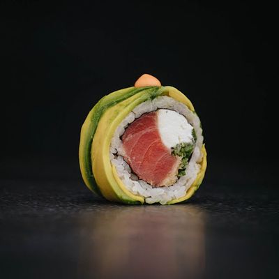 Maguro Furai Roll