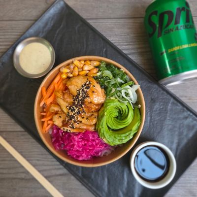 Poke Pollo Terkiyaki + lata