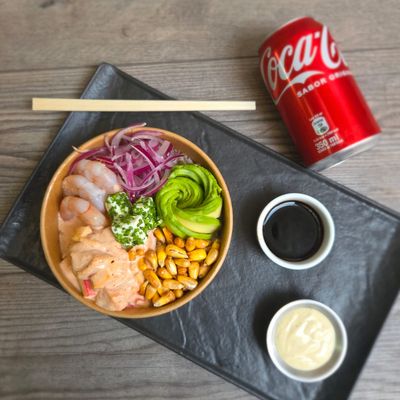 Poke Salmón / Camarón + lata